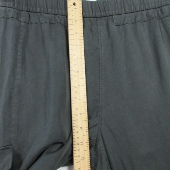 Lululemon Move Lightly Pant 25" Women 6 Green Cargo Jogger Travel Athleisure 218 - Picture 12 of 15